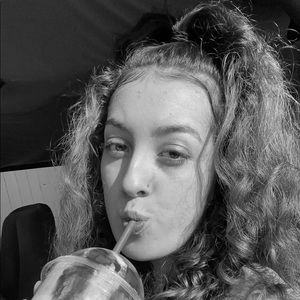 Meet your Posher, Elisa